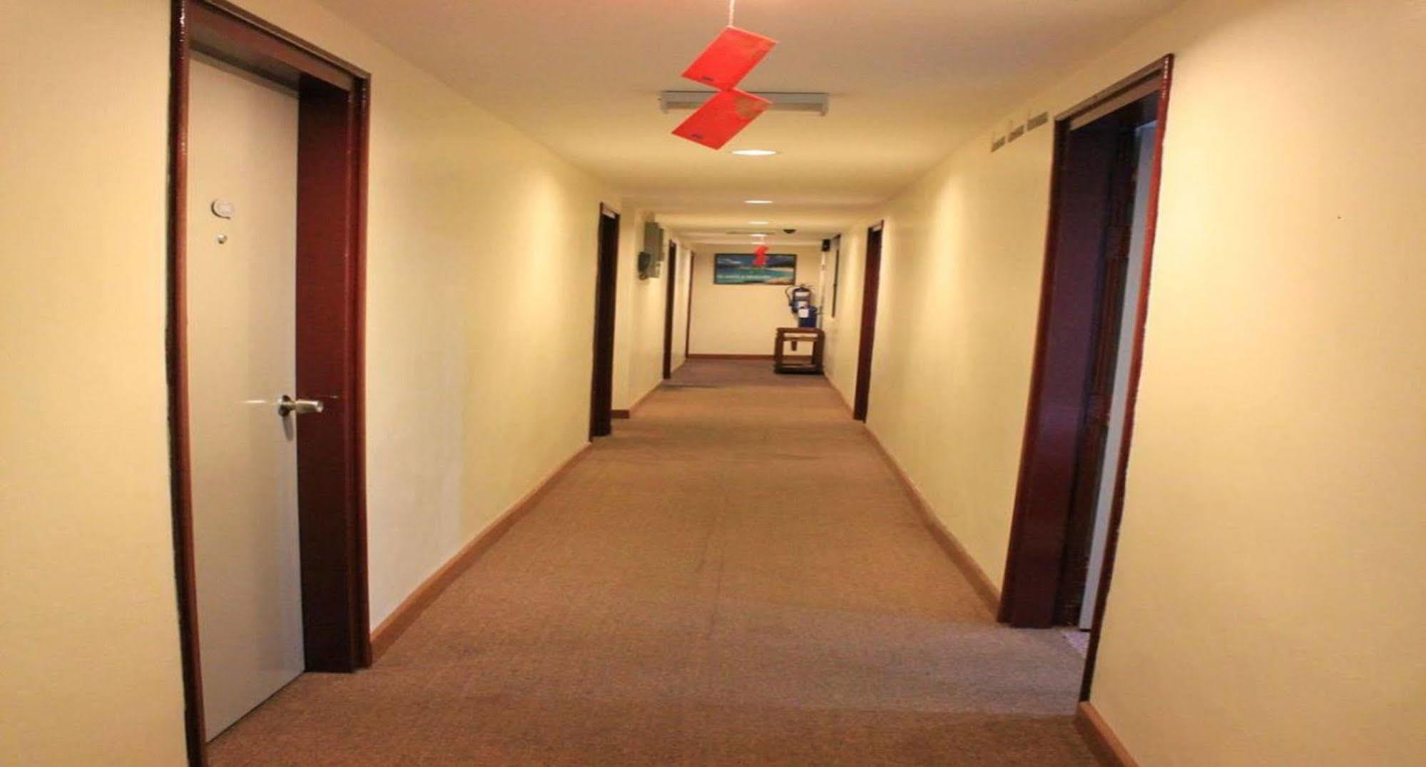 Hotel Qm Inn ملقا المظهر الخارجي الصورة